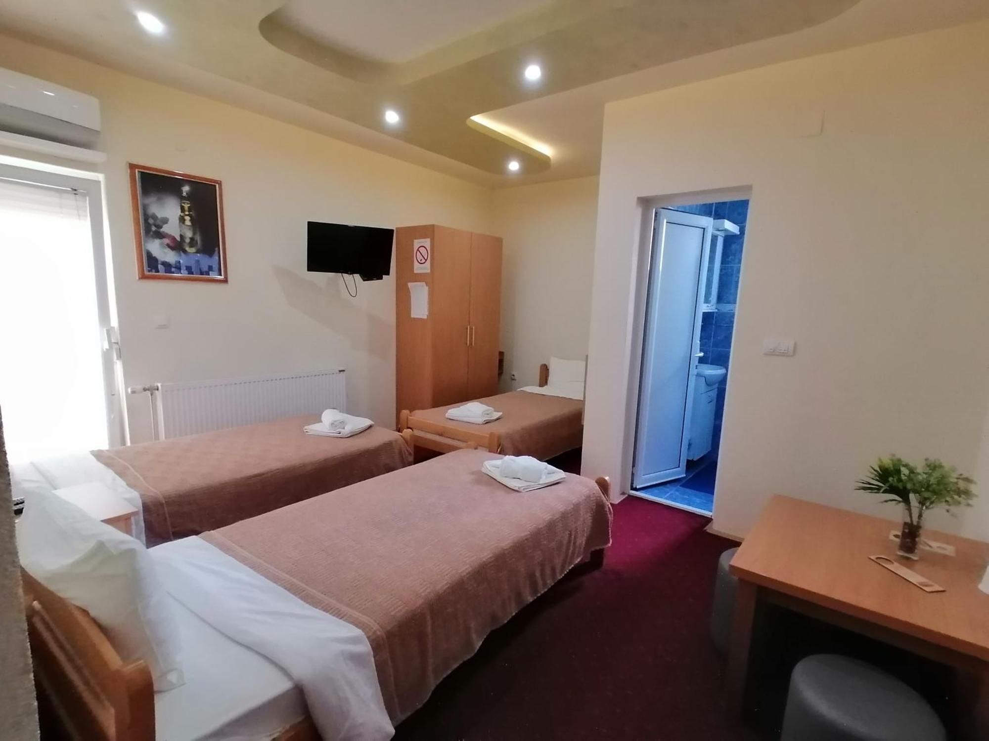 Hotel Talija Svilajnac Екстериор снимка