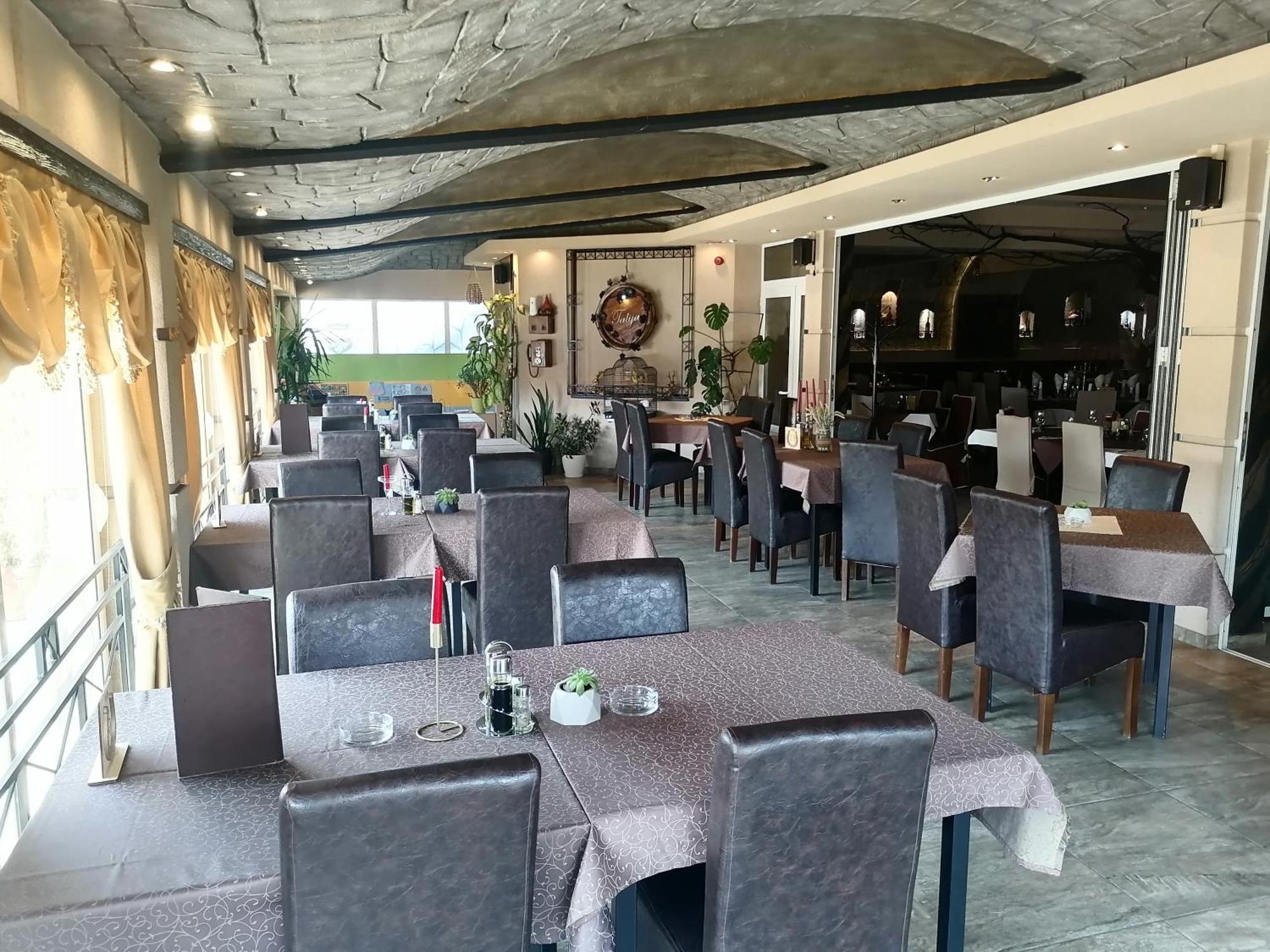 Hotel Talija Svilajnac Екстериор снимка